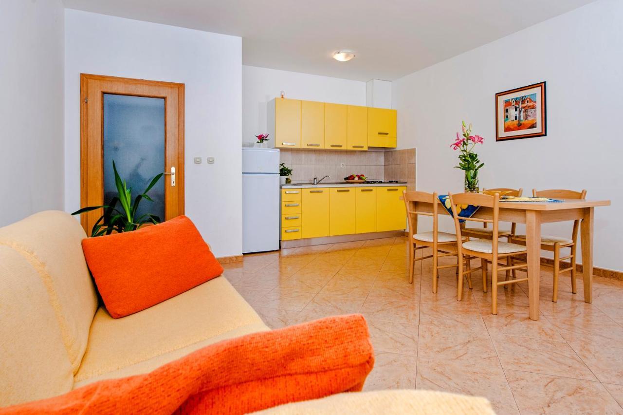 Apartments Bella B Rovinj Luaran gambar