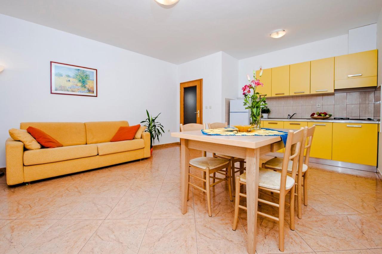 Apartments Bella B Rovinj Luaran gambar