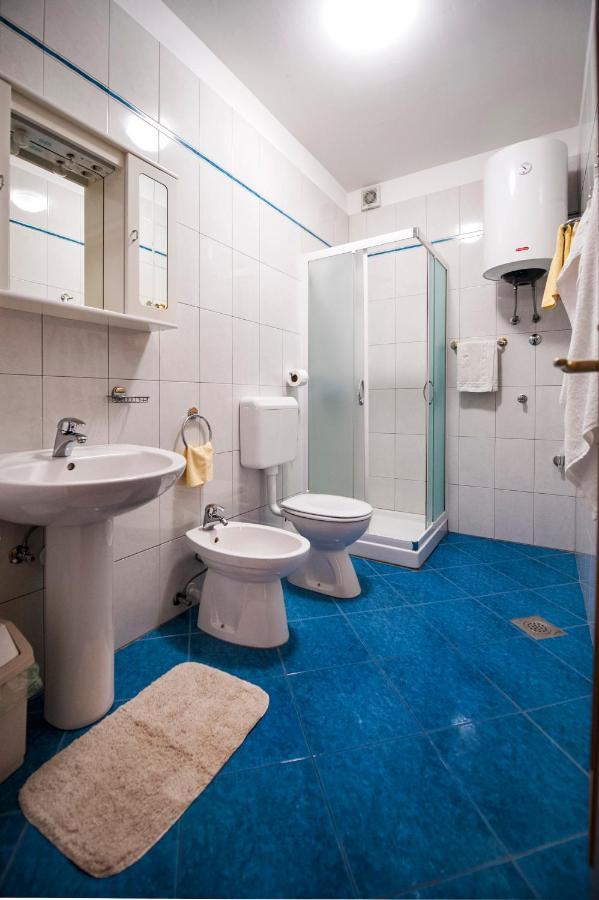 Apartments Bella B Rovinj Luaran gambar
