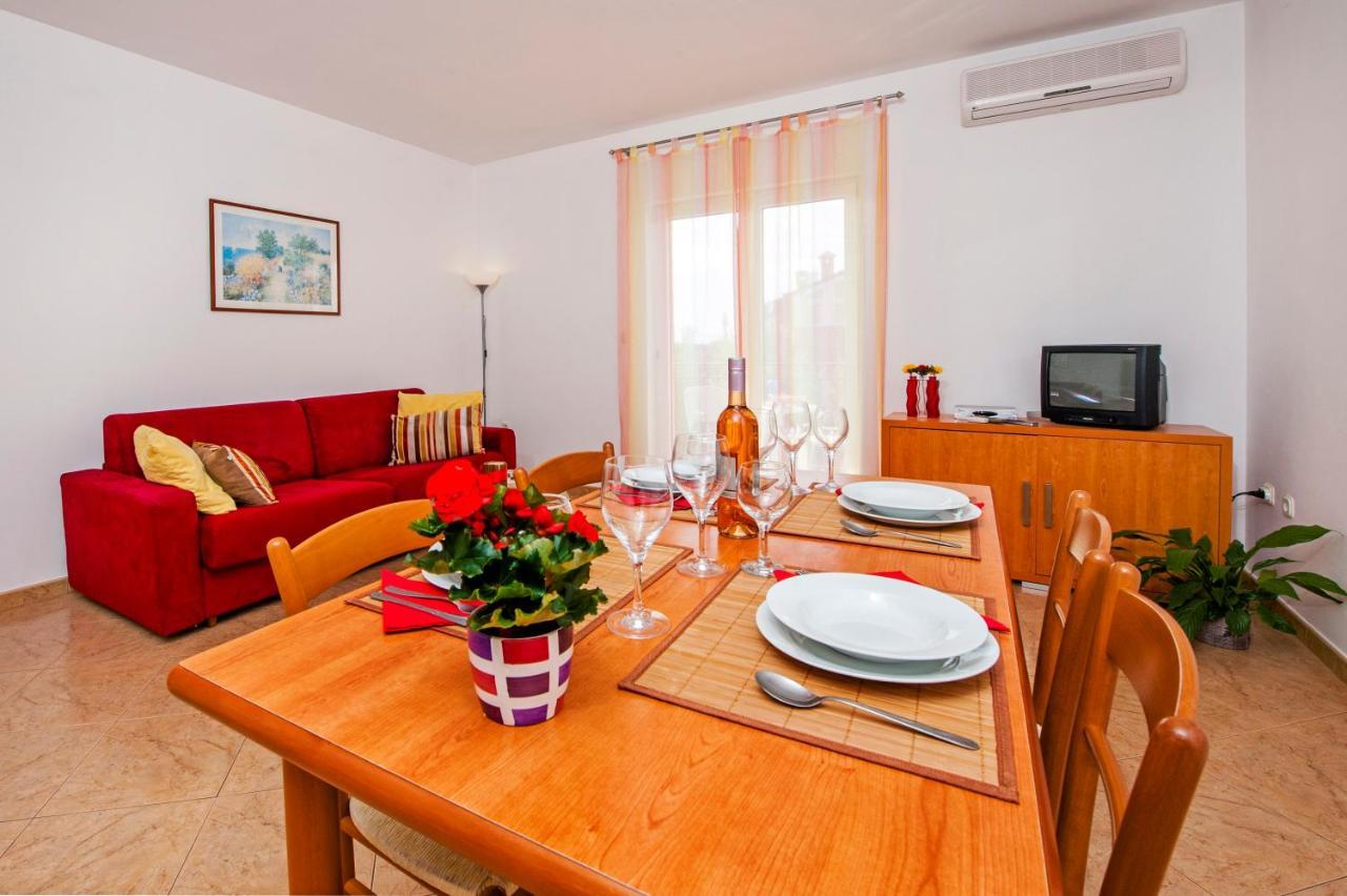 Apartments Bella B Rovinj Luaran gambar