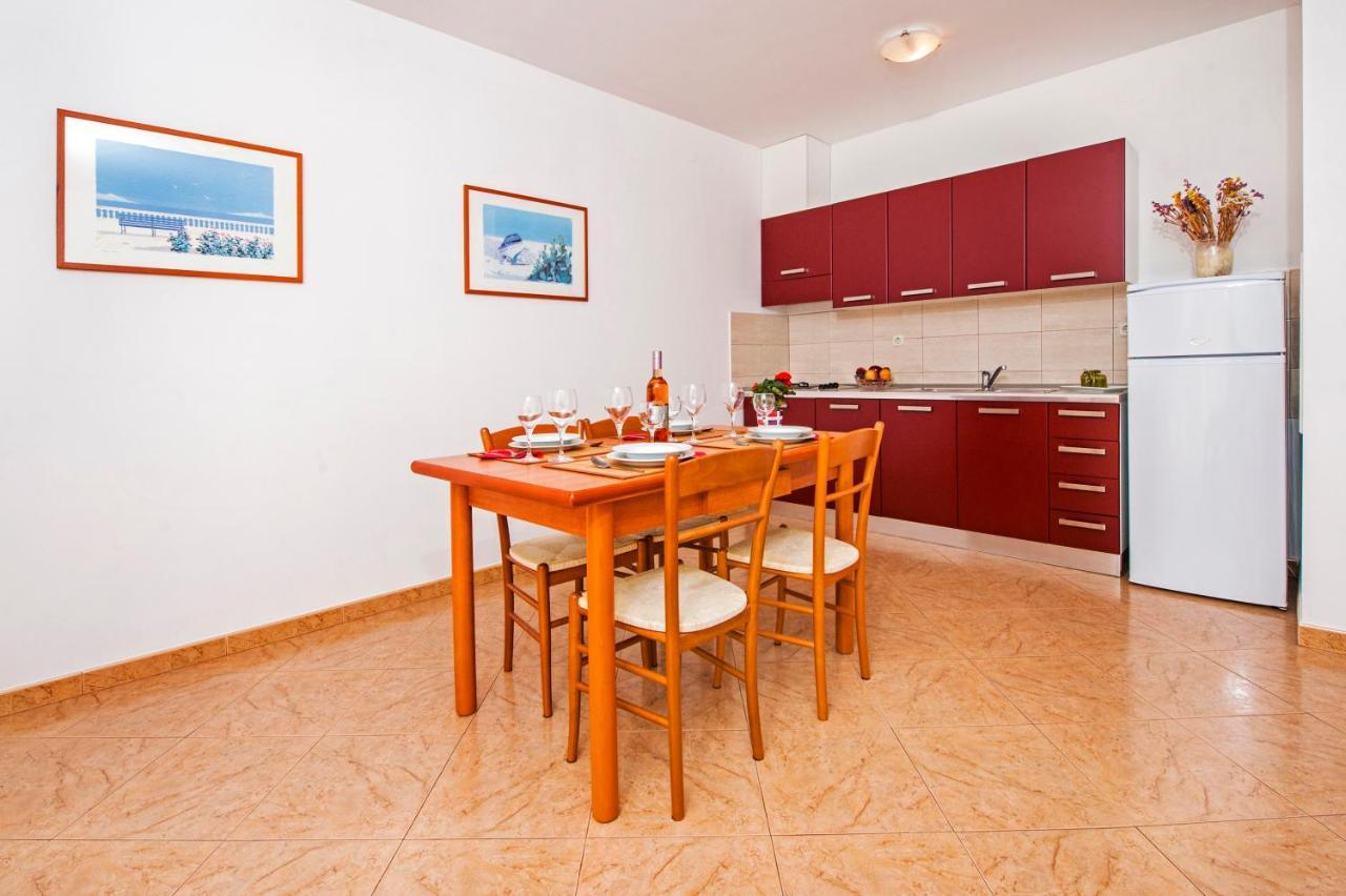 Apartments Bella B Rovinj Luaran gambar